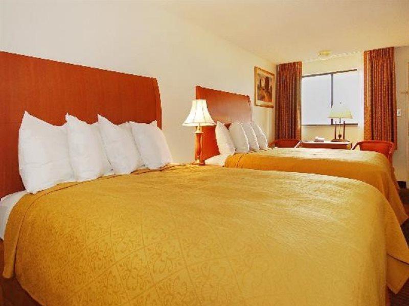 Quality Inn & Suites בייקרספילד מראה חיצוני תמונה