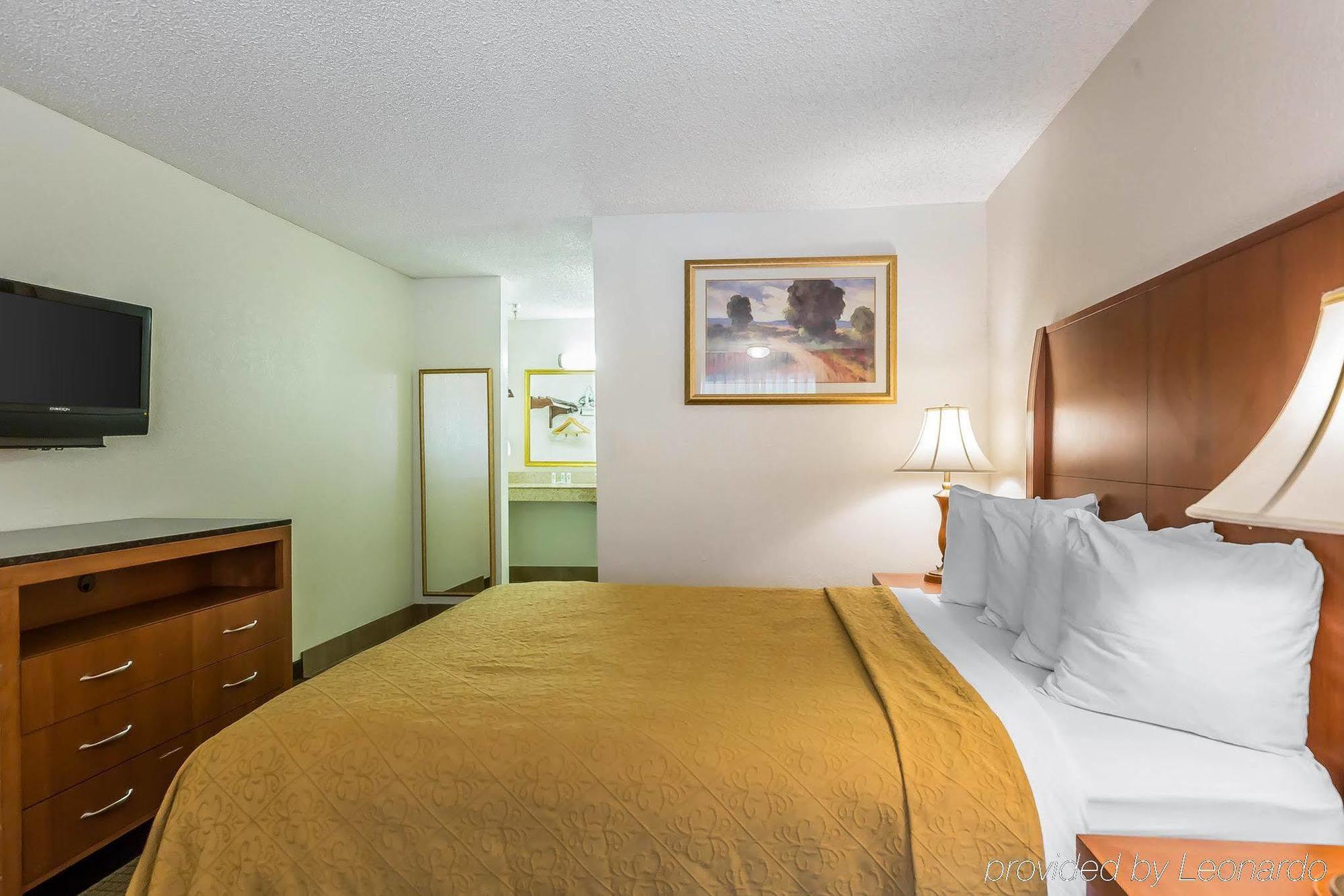 Quality Inn & Suites בייקרספילד מראה חיצוני תמונה