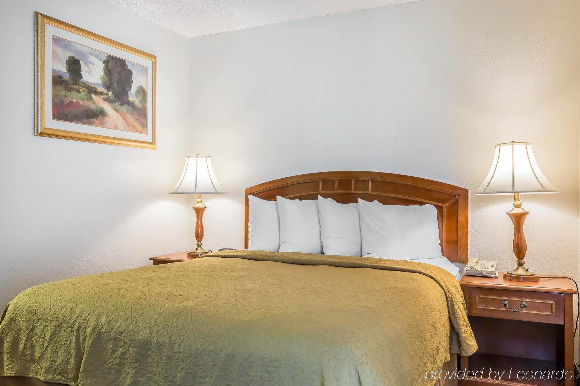 Quality Inn & Suites בייקרספילד מראה חיצוני תמונה