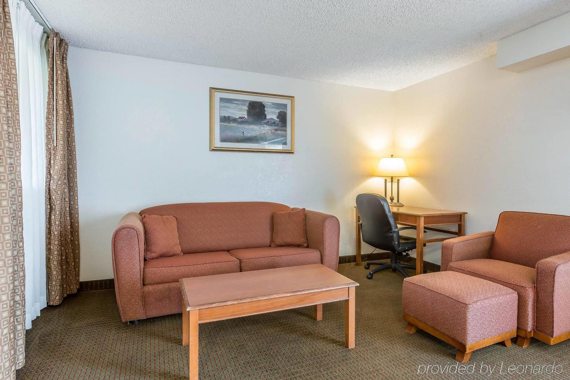 Quality Inn & Suites בייקרספילד מראה חיצוני תמונה