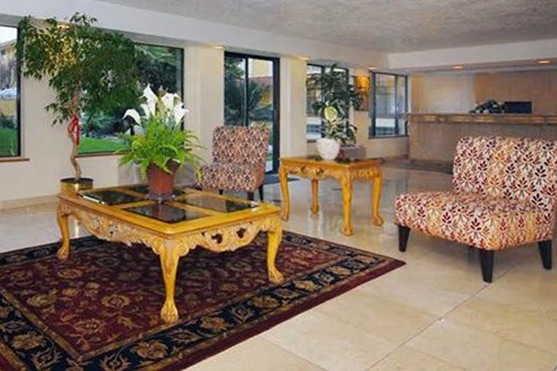 Quality Inn & Suites בייקרספילד מראה חיצוני תמונה