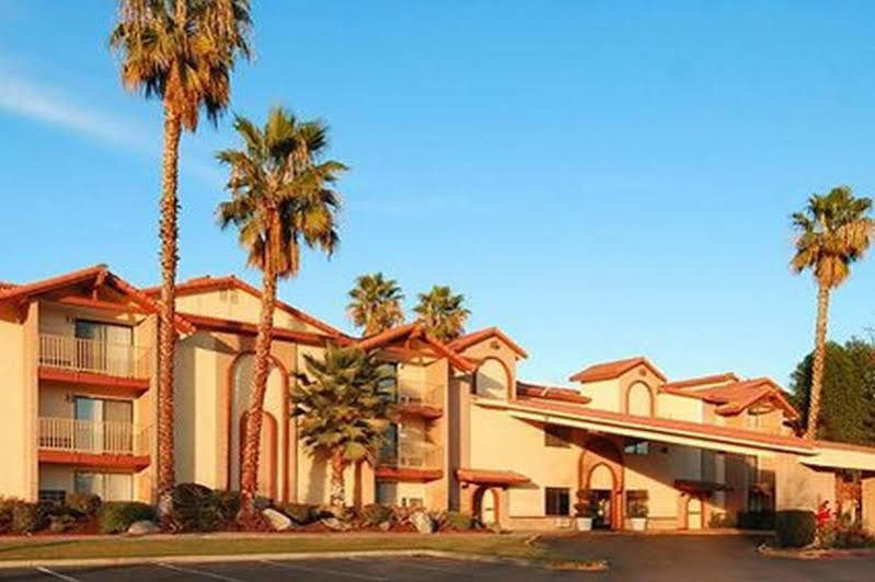 Quality Inn & Suites בייקרספילד מראה חיצוני תמונה