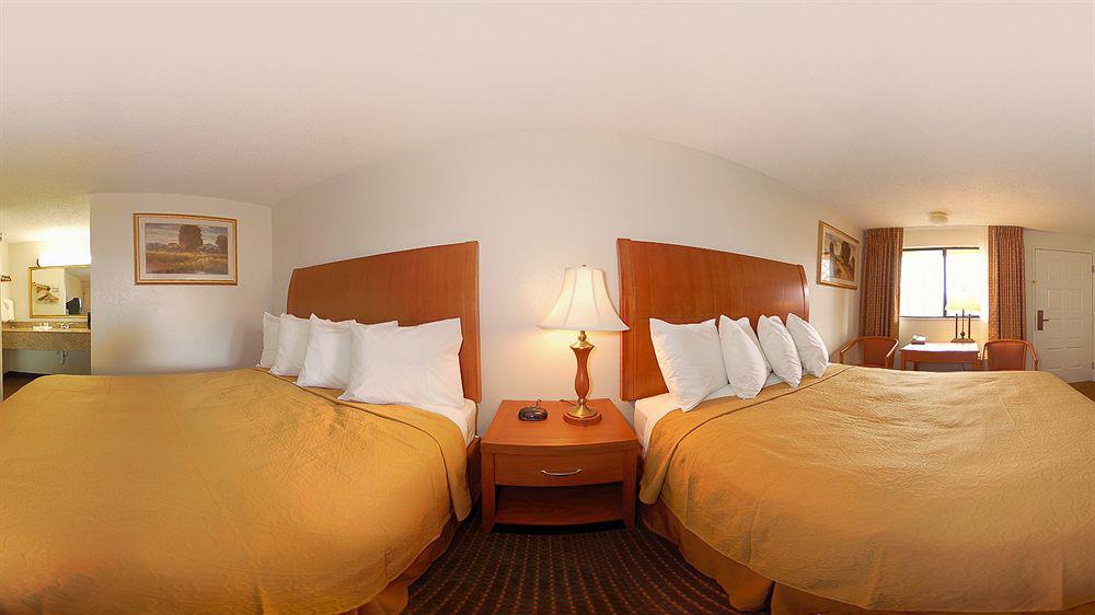 Quality Inn & Suites בייקרספילד מראה חיצוני תמונה