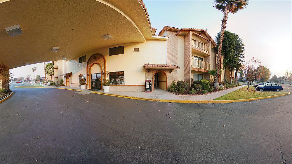 Quality Inn & Suites בייקרספילד מראה חיצוני תמונה